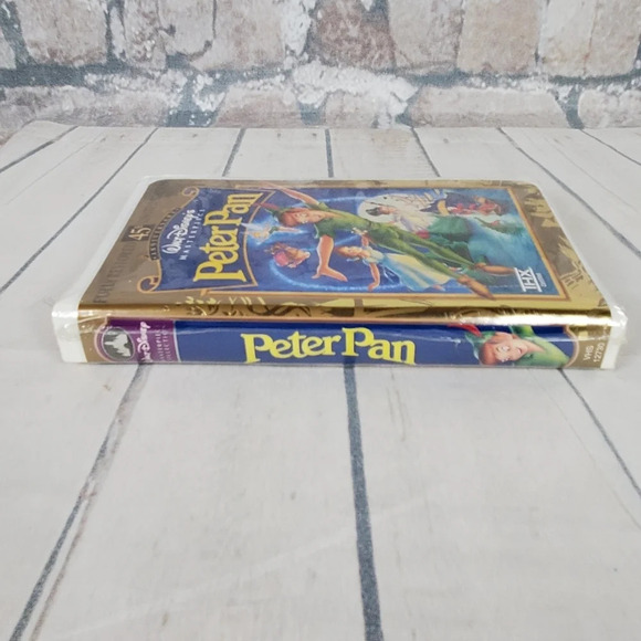 2/$25 Walt Disney's Peter Pan VHS 45th Anniversary - Picture 5 of 5